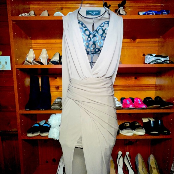 Akira midi dress - Picture 1 of 2